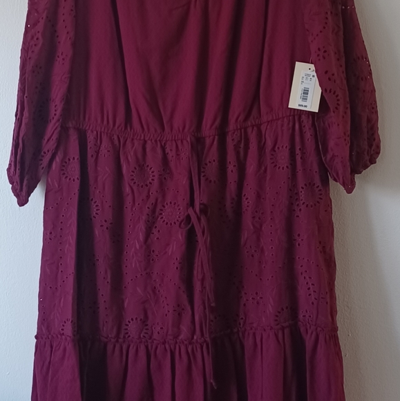 Westbound Plus Size 3/4 Sleeve V-Neck Eyelet Detail Scalloped Hem Midi Dress - Picture 5 of 12